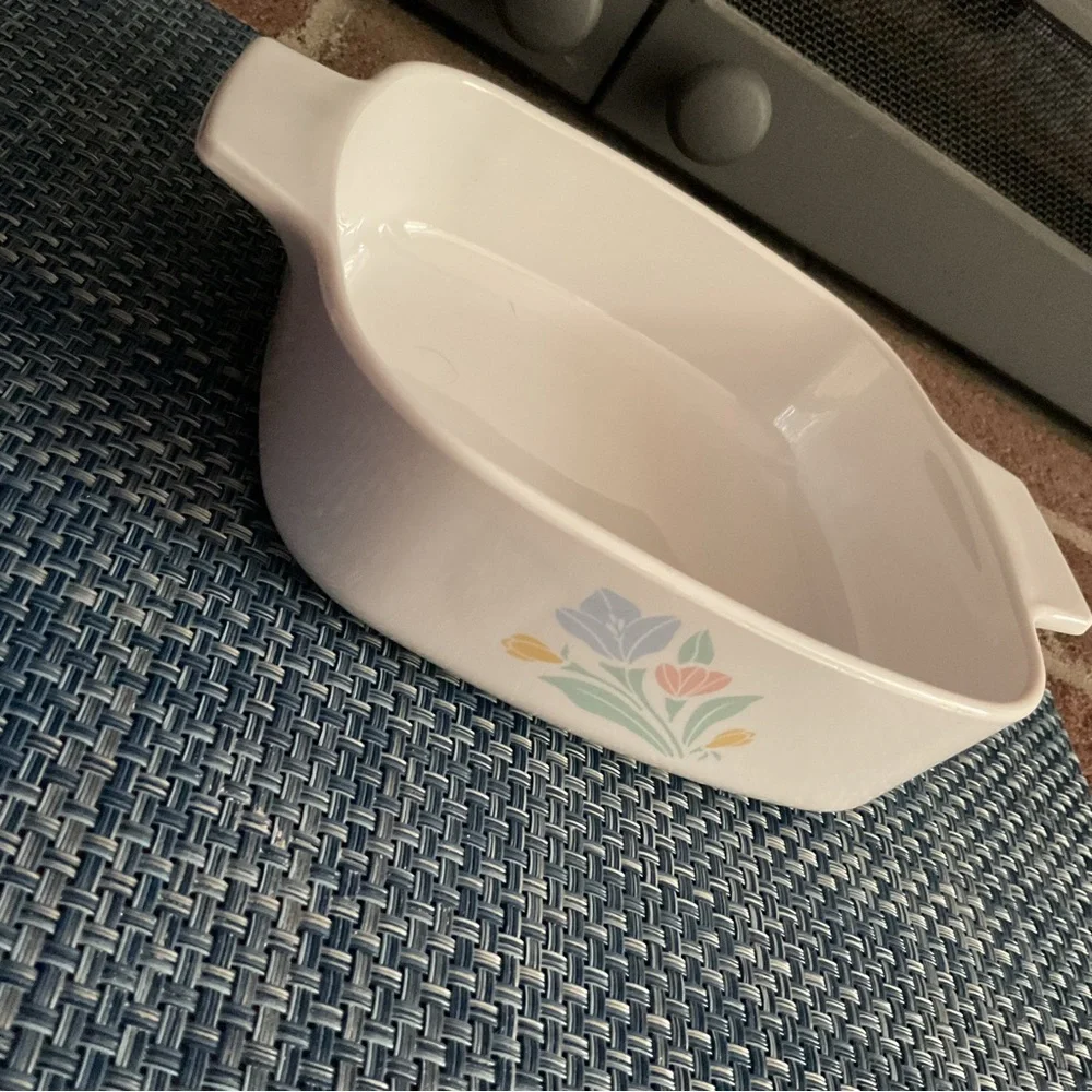 Vintage CorningWare Friendship 1 Qt Casserole Dish A-1-B No Lid Floral USA